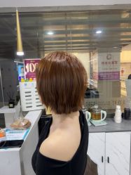 -镁连社·美联社