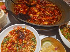 -吃城都·鱼蛙火锅(西玉龙街店)