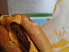 -麦当劳(南京路2店)