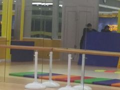 -能量学院少儿体能运动馆(公园1872店)