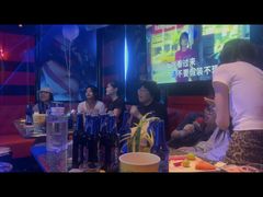 -UK派对KTV(日月广场店)