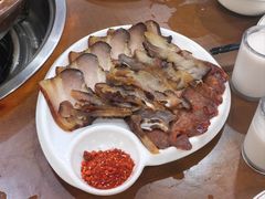 -岳记兴隆·青城腊排铜火锅(融创店)