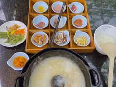 -飞虎过桥米线(翠湖店)