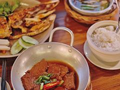 -Cau Go Vietnamese Cuisine
