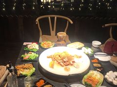 -冰冰龙虾·江湖菜·花园江景餐厅