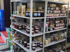 零售区-回辉登偰氏面片(东莲花美食街店)