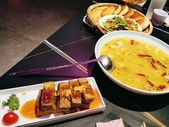 -粉墨特色菜·烧烤音乐酒馆