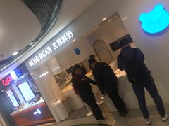 门面-兰熊鲜奶(西直门凯德mall店)