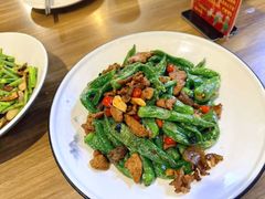 -九头鹰家宴(岳家嘴店)