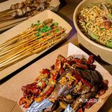 大碗喝酒大口吃肉，这就是竹园里的江湖