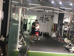 -汗水空间私教健身连锁(SM广场店)