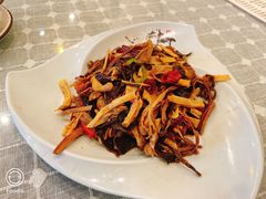 -小厨子私房菜·云南美食店