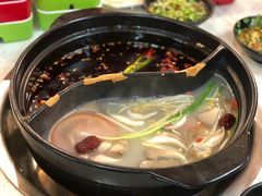-钢管厂歆瑞源油卤串串香(春熙路太古里店)