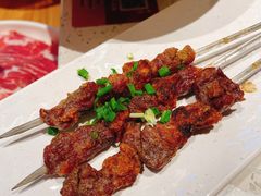 烤羊肉串-三人行骨头王火锅(长寿店)