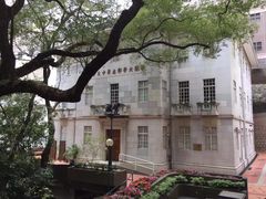 -香港大学