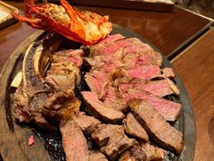 -恰餐厅及酒吧 CHAR Bar & Grill (北京丽都皇冠假日店)