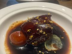 红烧肉一位-大中华酒楼·主席武昌鱼·武汉美食地标(江汉路步行街店)
