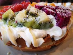缤纷水果松饼-海岩咖啡(茂业天地店)