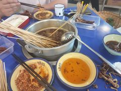 -马路边边串串香(空港新苑店)