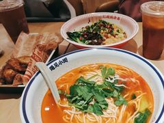 -遇见小面(站西路店)