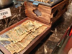 -黑金·寻焰自助百汇·烤肉·火锅(中街店)
