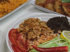 -缅华南国小食店