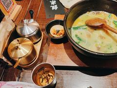 -银米·云南传统过桥米线(双廊黑金冠店)
