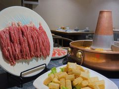 磨裆鲜切肉-小洋府铜锅涮肉(南锣鼓巷店)