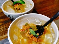 -龙巢盱眙龙虾·牛蛙·烧烤宵夜(八卦岭店)
