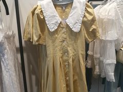 -URBAN REVIVO(上海中庚漫游城店)