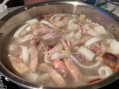 -东椰·海南椰子鸡火锅(朝阳门店)