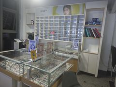 -宝视友眼镜·平价精准配镜(同德悦中心店)