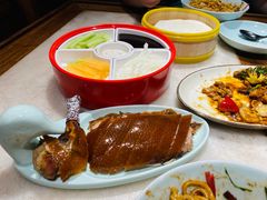 老北京炸酱面-小吊梨汤·北京菜·烤鸭(清河万象汇店)