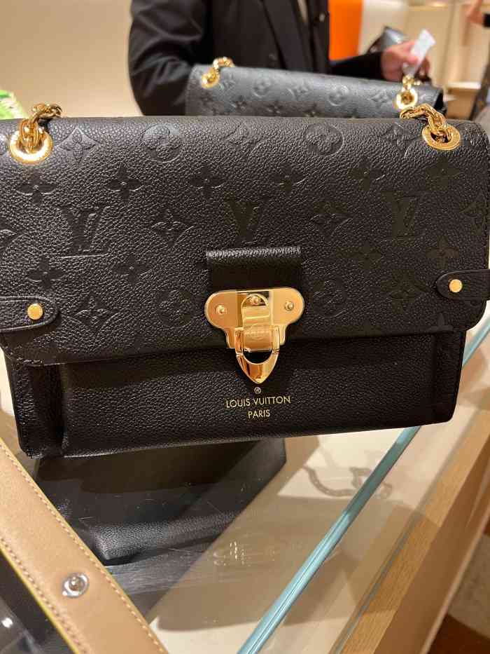 lv路易威登(万象城店)-"商品:包包 服务态度:小姐姐一水的漂.