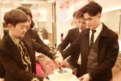 -Mix Boom Hair salon