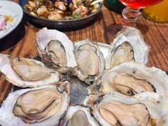 -蚝堡海鲜·威海菜·海肠捞饭·烧烤·亚洲吃蚝公司(幸福门店)