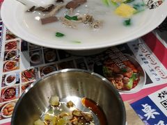 -大脸鸭记鸭血粉丝·小锅米线(水游城店)