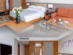 -武汉武昌站街道口华美达安可酒店