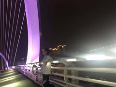 -南京眼步行桥