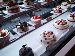 -巴黎贝甜(大宁国际商业广场店)