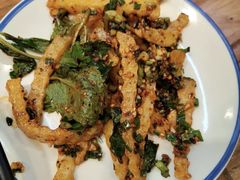 -云阿蛮云南生烫牛肉米线(奉贤路店)