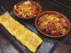 -巴四老城区炭火蛙锅(张江店)