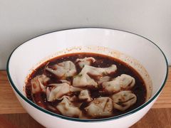 红油抄手-良木缘咖啡西餐(优品道广场店)