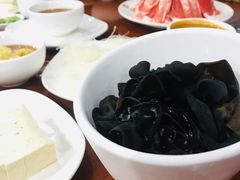 -鑫龙火锅城(阳光新路店)