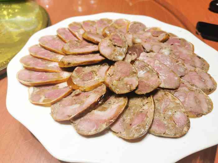 老韩杀猪菜(一中店)-"很火的老韩家.大家都说杀猪菜和血肠好吃,.