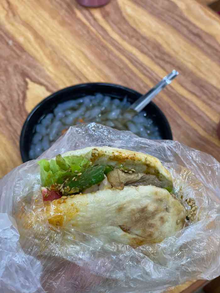 马驿桥夹饼老店-"就是被司机师傅说的这家夹饼是当地特色,开.