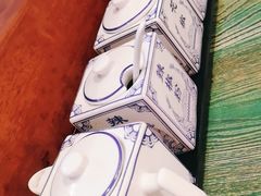 -鑫花溪牛肉米粉(东环大润发店)