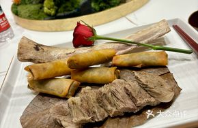 Steamed Beef Rolls with Cold-Pressed Beef