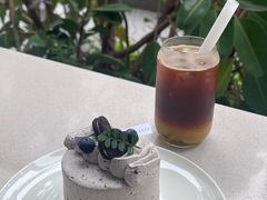-洪小鹏生活美学馆(领SHOW天地店)