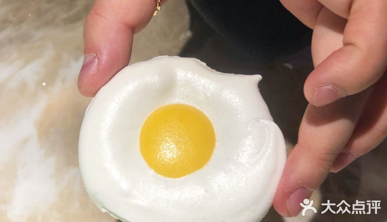 火遍全网麦当劳太阳蛋拿铁☕️只要八元‼️